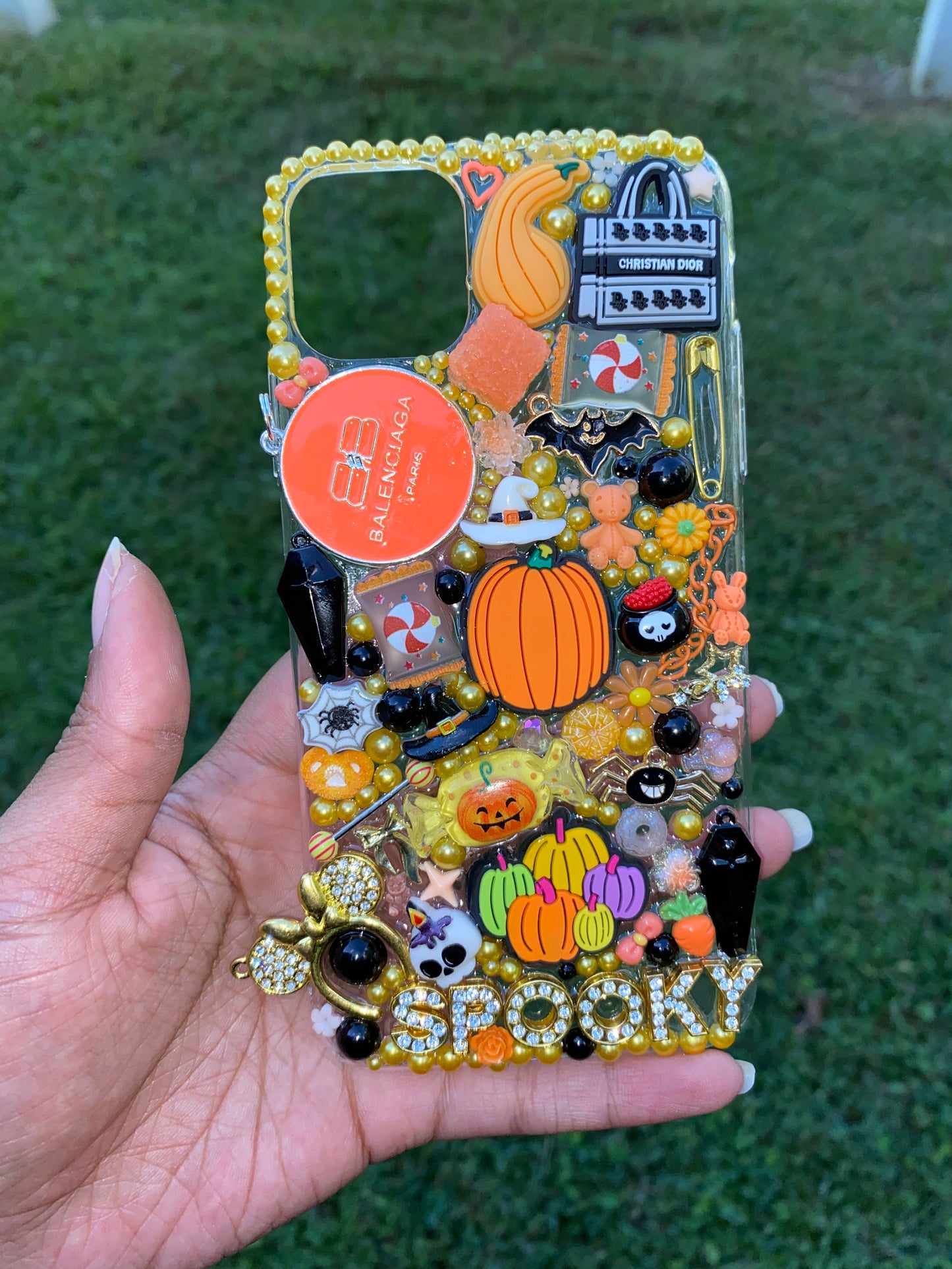 Halloween π IPhone 11 Pro Max Junk Case