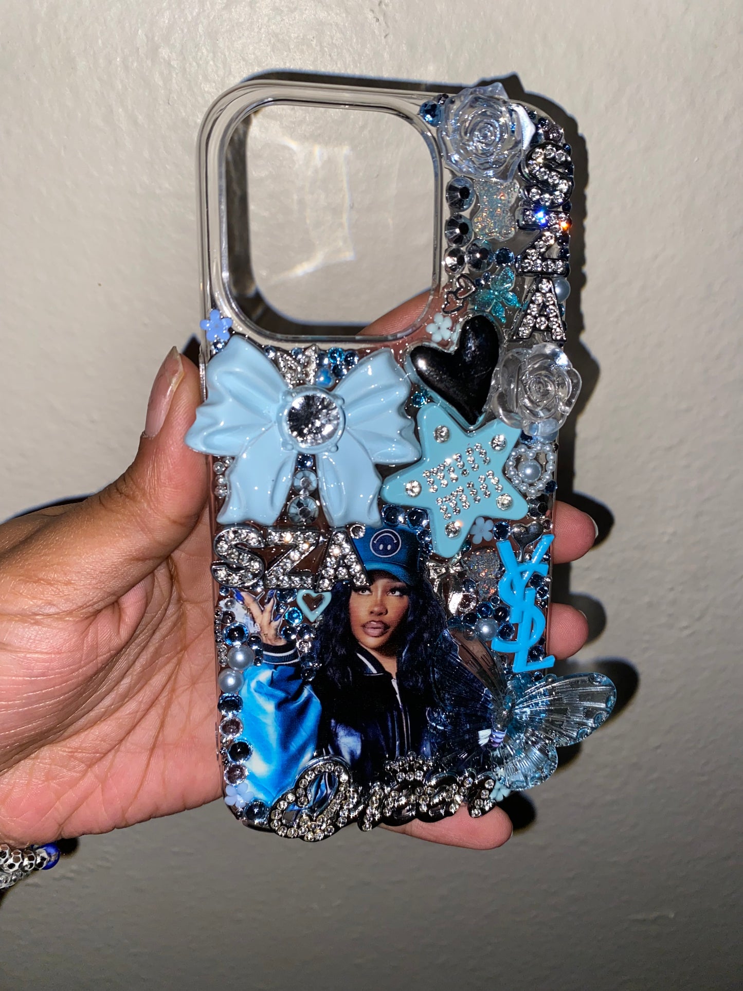 Sza Blue IPhone 15 Pro Junk Case