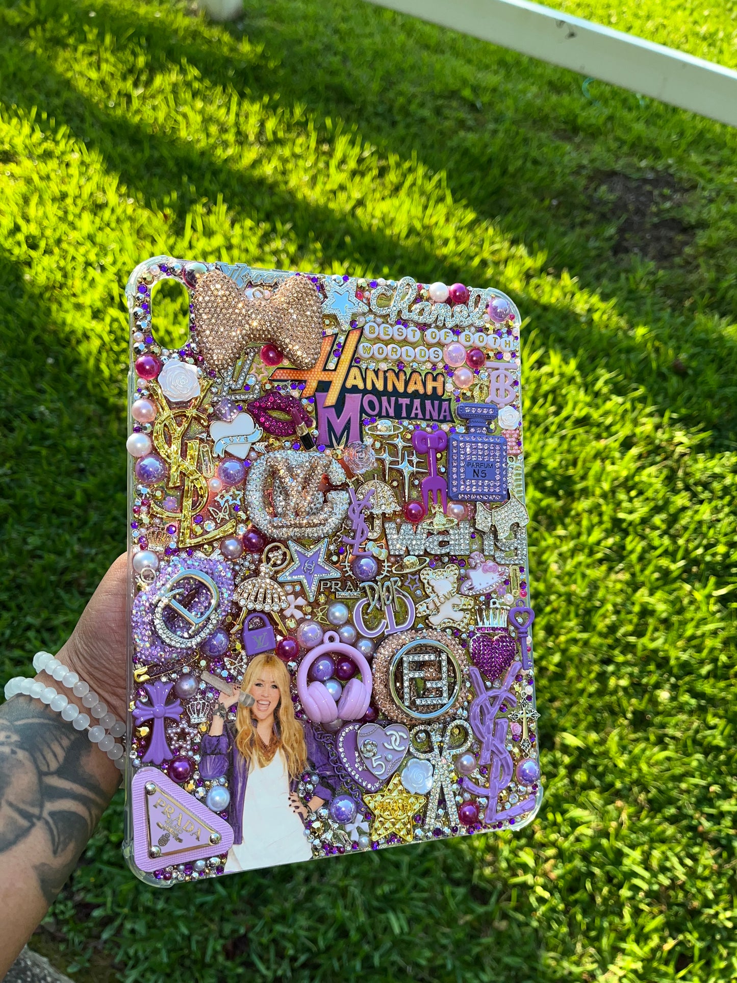 HM IPhone 17 Pro Max Junk Case & Junk iPad Case Set