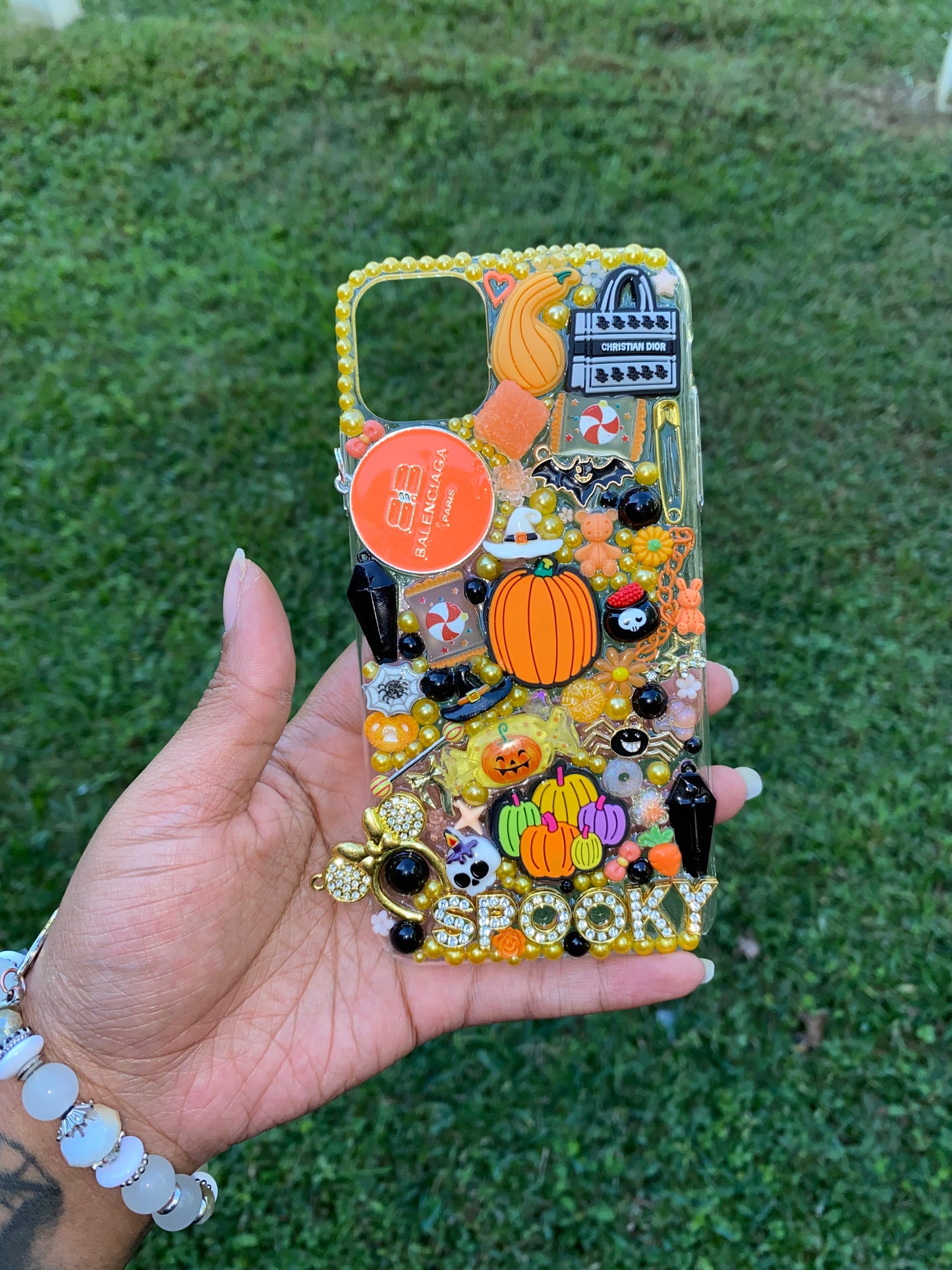 Halloween 🎃 IPhone 11 Pro Max Junk Case