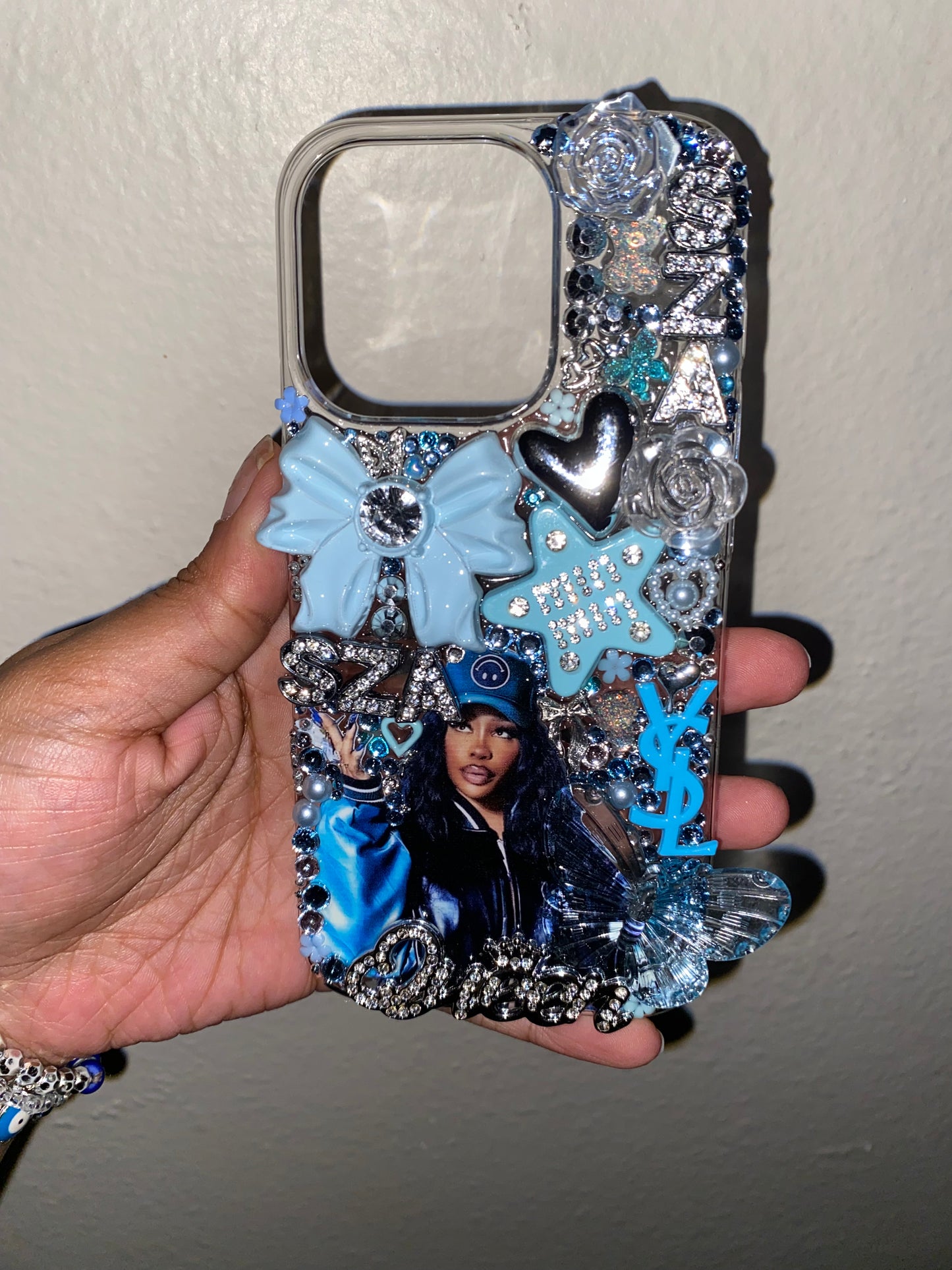 Sza Blue IPhone 15 Pro Junk Case